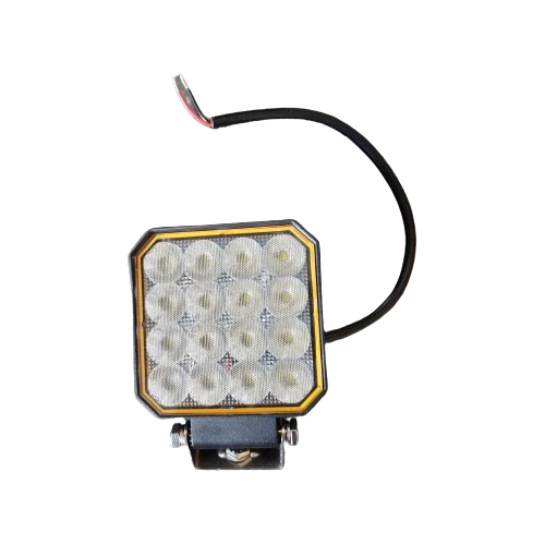 Feux de travail 12/24V 16LED carré plus