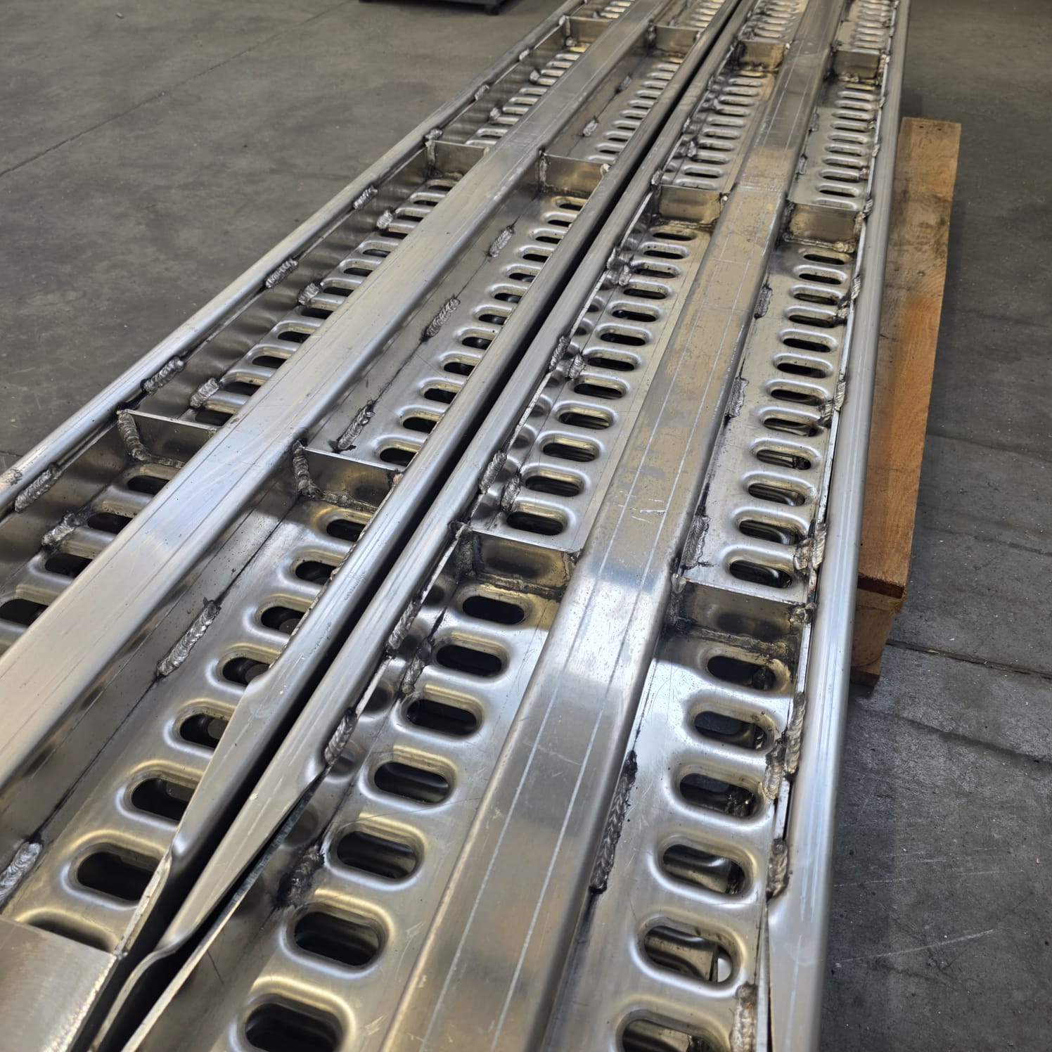 Rampe aluminium renforcé 2M05 2000kg