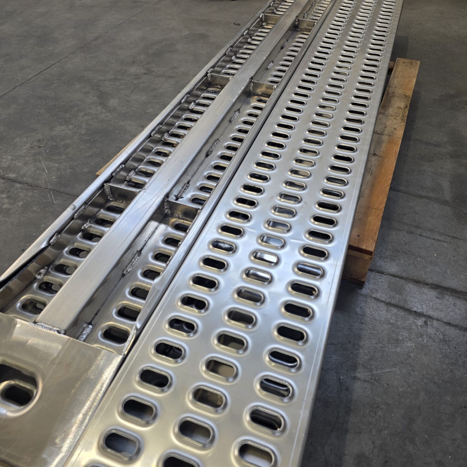 Rampe aluminium renforcé 2M05 2000kg